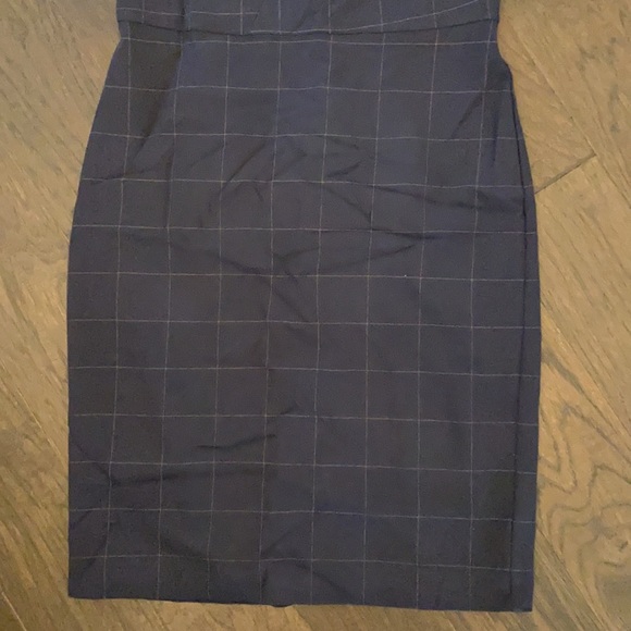 Banana Republic Factory Dress - Picture 3 of 7